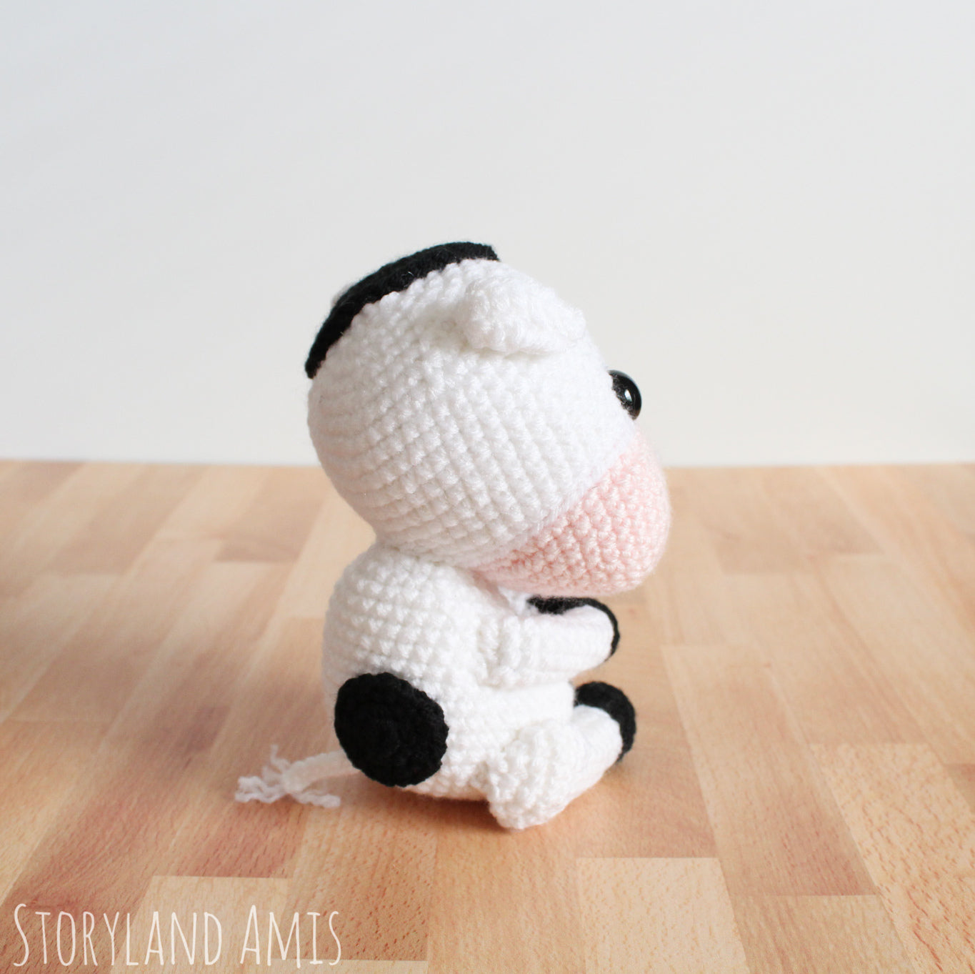 Crochet PATTERN: Chloe the Cow Amigurumi