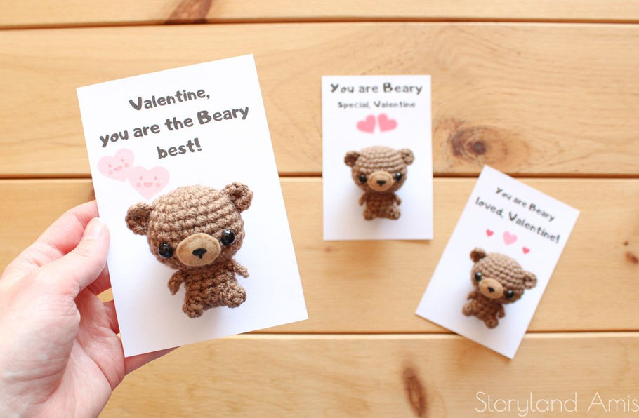Free Pattern: Valentine's Baby Bear