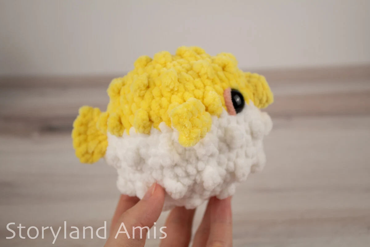 Crochet PATTERN: Plush Yarn Poppy the Pufferfish Amigurumi