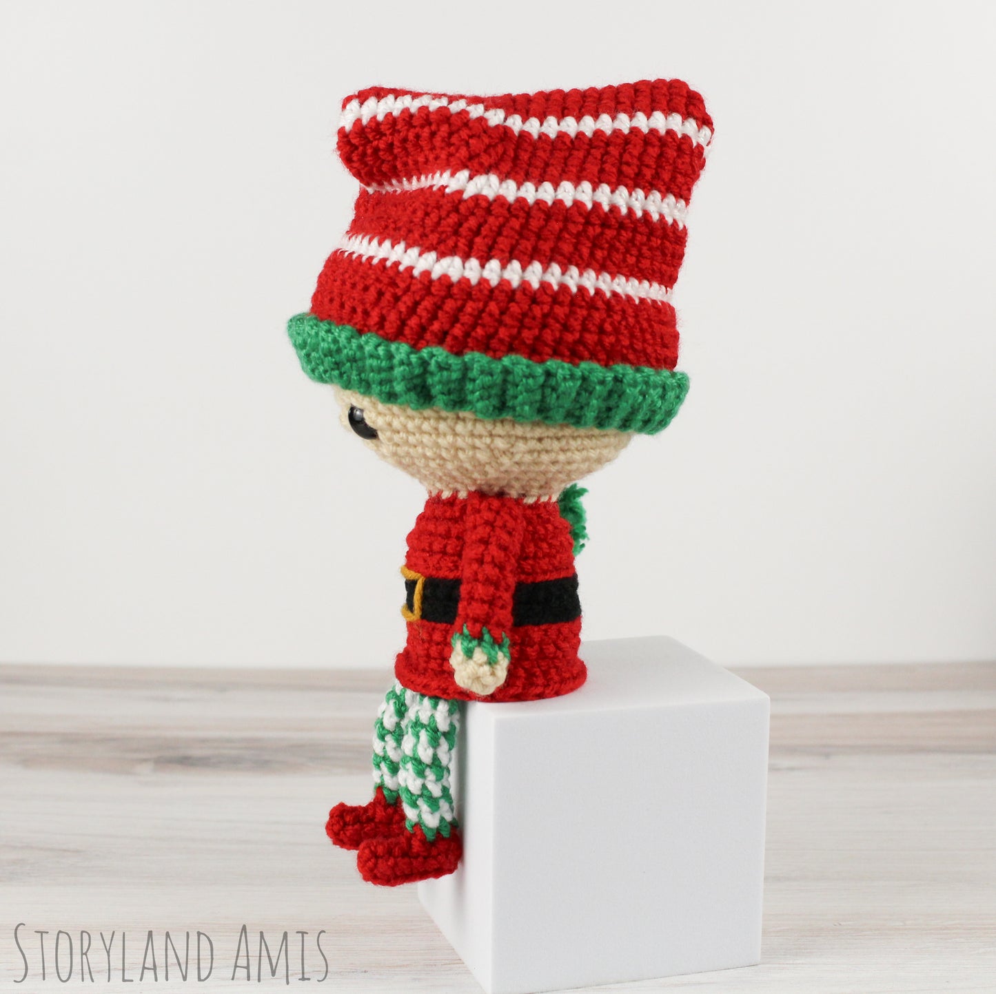Crochet PATTERN Jingle the Elf Amigurumi
