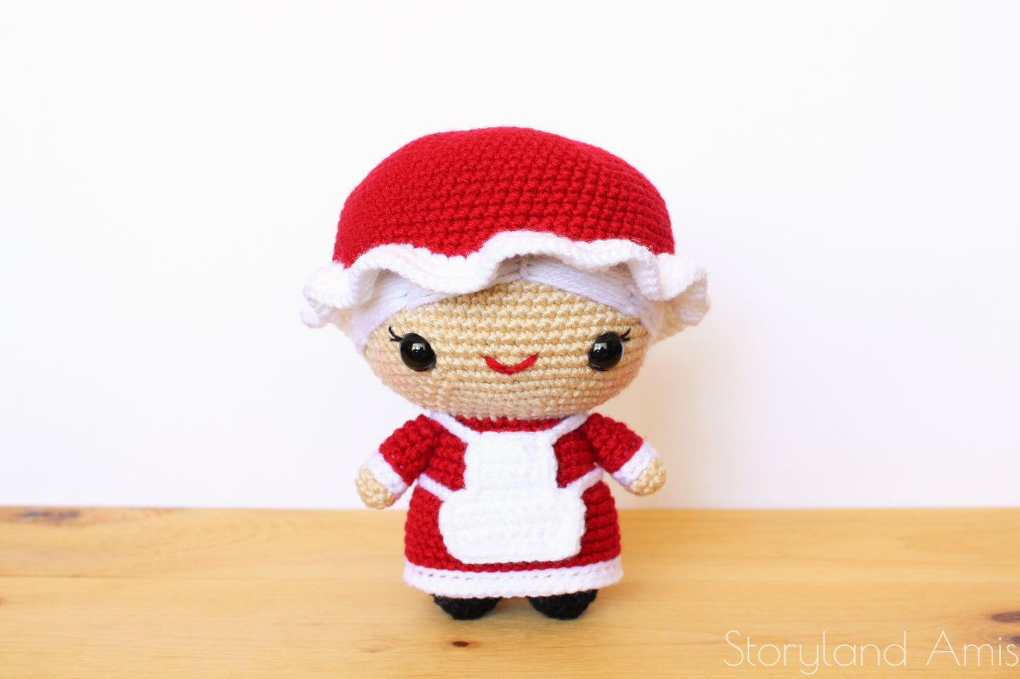 4 PATTERN Cuddle-Sized North Pole Amigurumi Bundle Pack