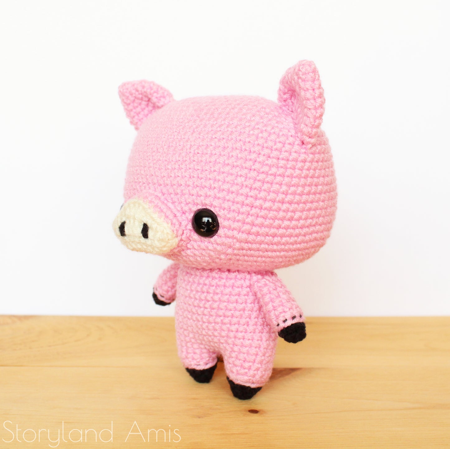 PATTERN Ralph the Cuddle-Sized Pig Amigurumi