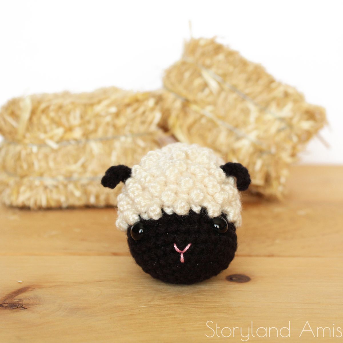 PATTERN Lyla the Baby Lamb Amigurumi