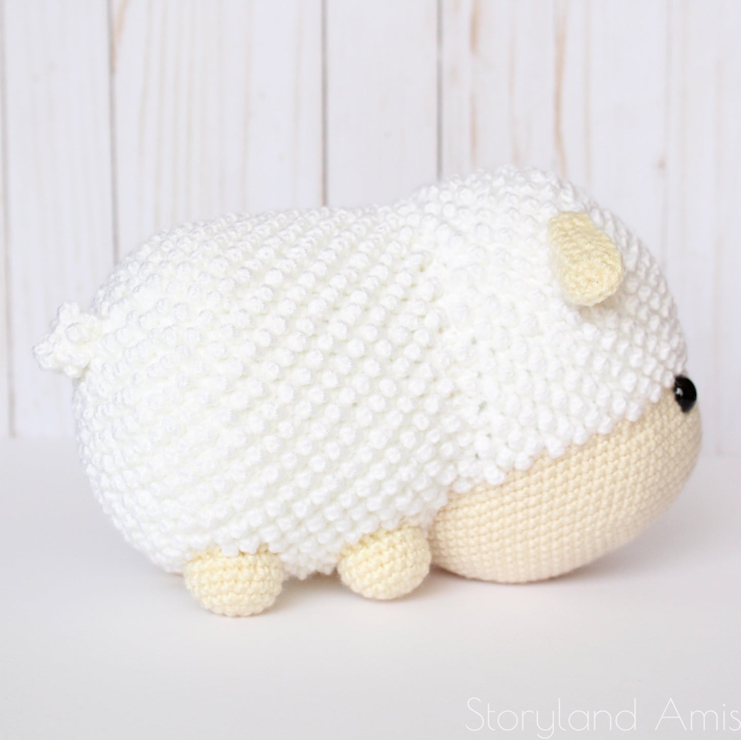 PATTERN Lyla the Cuddle-Sized Lamb Amigurumi