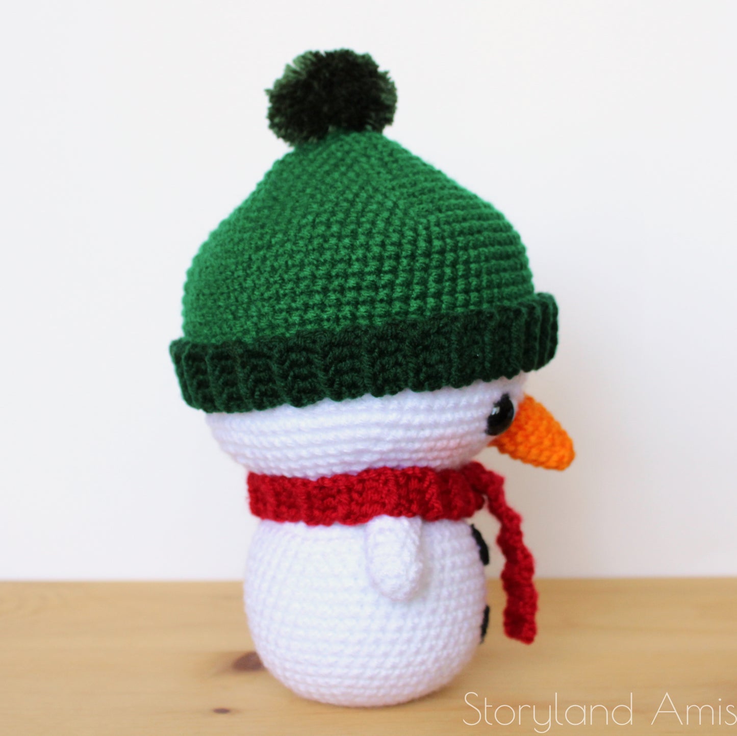 PATTERN Roly the Cuddle-Sized Snowman Amigurumi