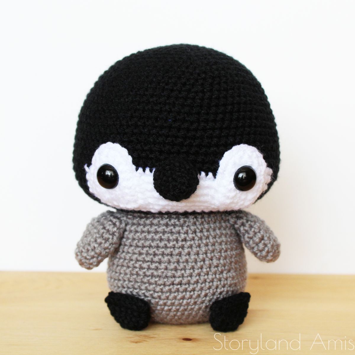PATTERN Danny the Cuddle-Sized Penguin Amigurumi