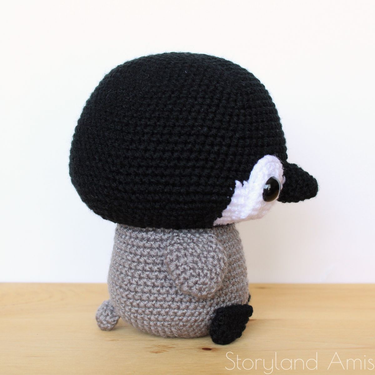 PATTERN Danny the Cuddle-Sized Penguin Amigurumi
