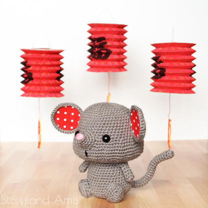 PATTERN Cuddle-Sized Reggie the Rat (Mouse) Amigurumi