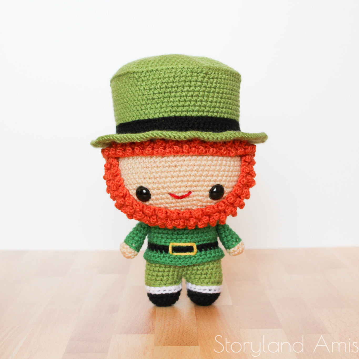 PATTERN Cuddle-Sized Sean the Leprechaun Amigurumi