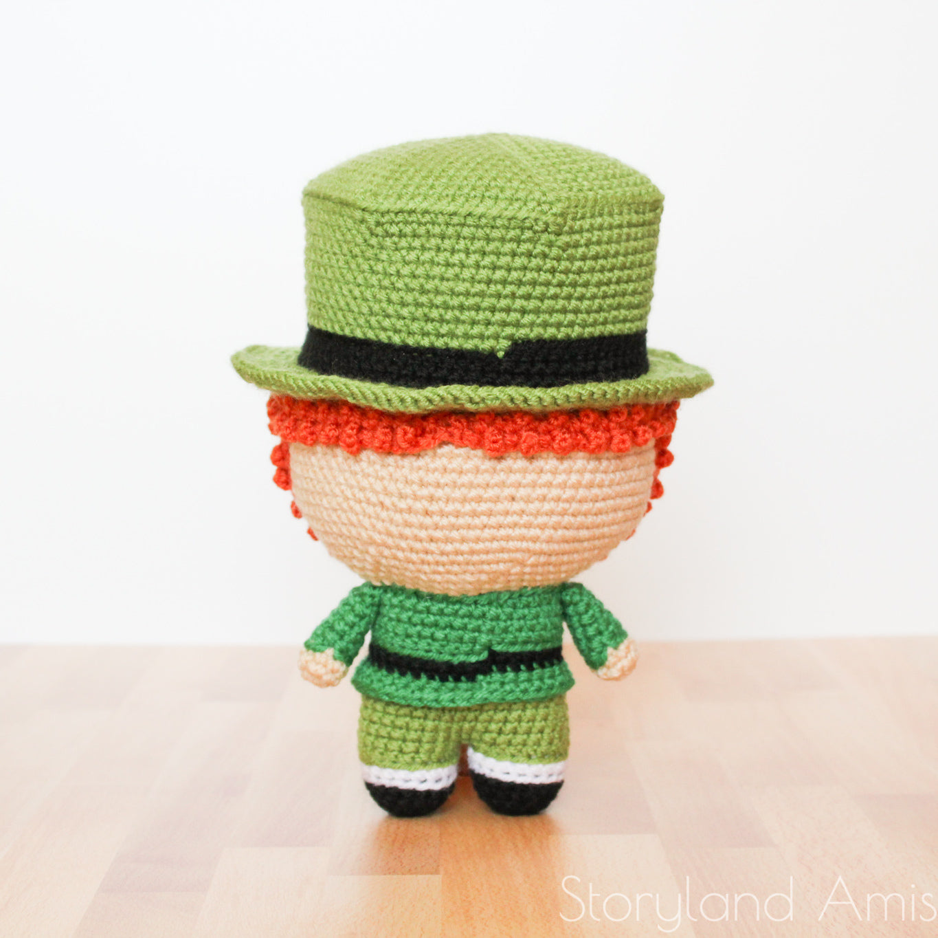 PATTERN Cuddle-Sized Sean the Leprechaun Amigurumi
