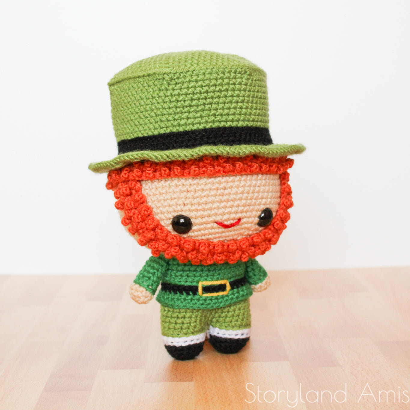 PATTERN Cuddle-Sized Sean the Leprechaun Amigurumi