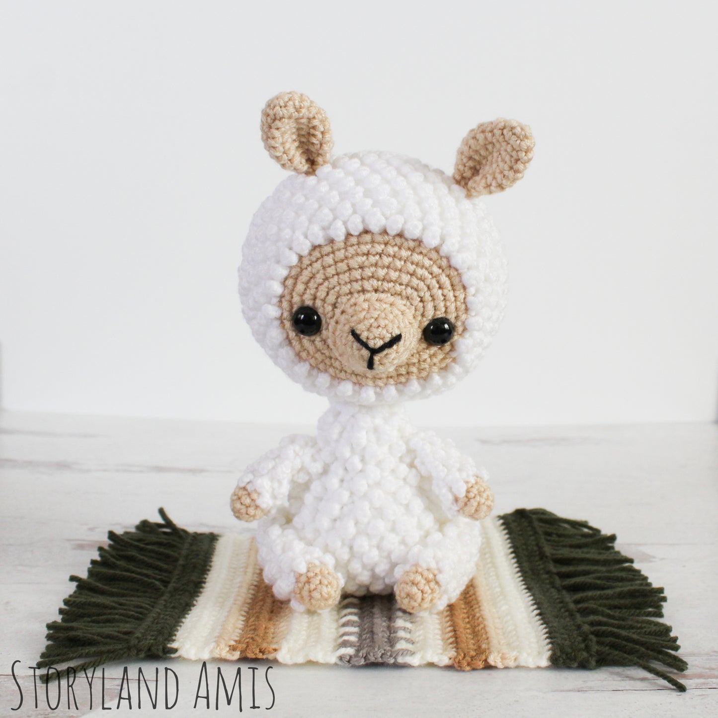 PATTERN Luca the Llama Amigurumi