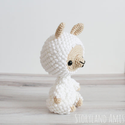 PATTERN Luca the Llama Amigurumi