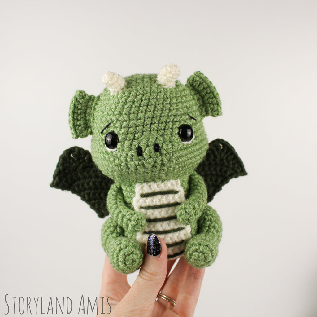 Crochet PATTERN George the Dragon Amigurumi – Storyland Amis