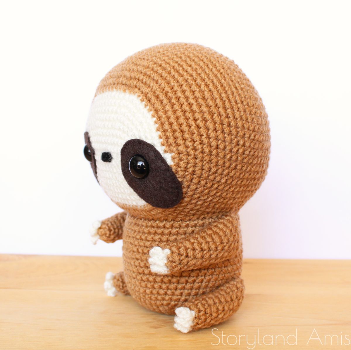 PATTERN Zippy the Cuddle-Sized Sloth Amigurumi
