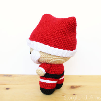 PATTERN Cuddle-Sized Santa Claus Amigurumi